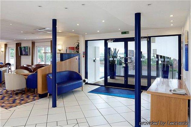 Holiday Inn Express Peterborough By Ihg Εσωτερικό φωτογραφία